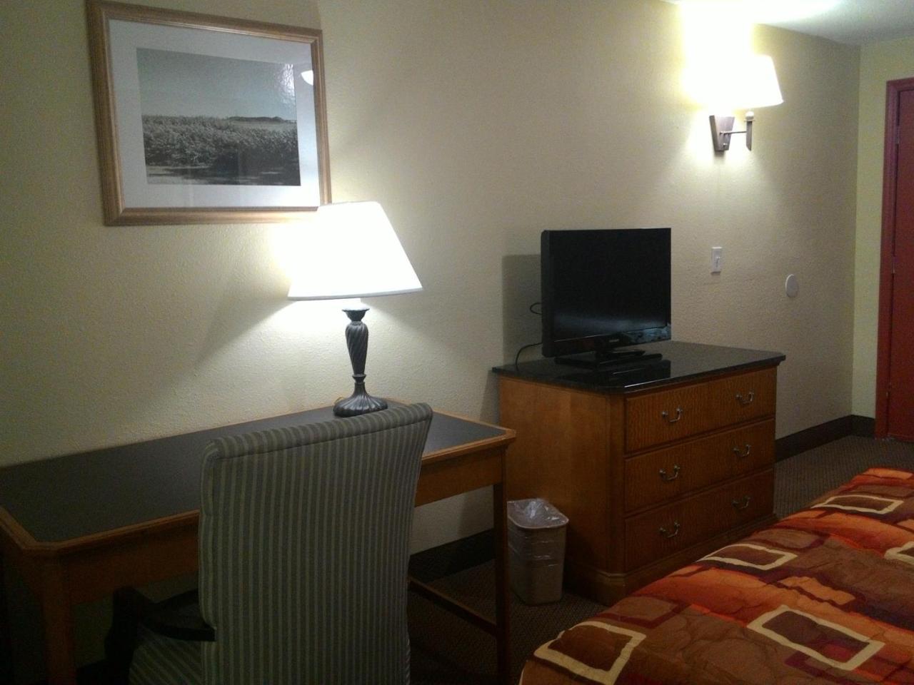 Apalachicola Bay Inn Room photo